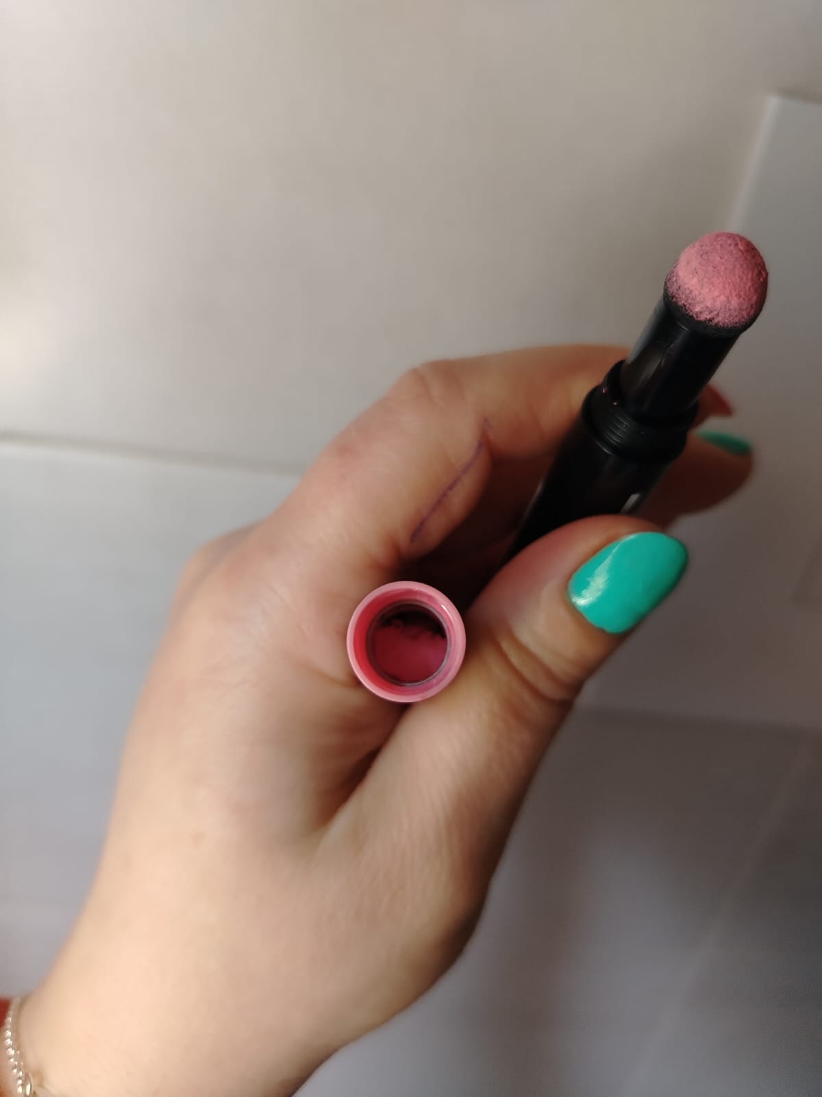 Lip shadow utramatt 02